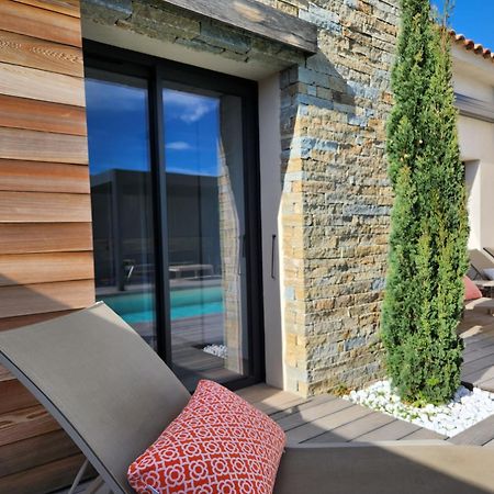 לצ'י Villa Home Holiday A Cala Rossa מראה חיצוני תמונה