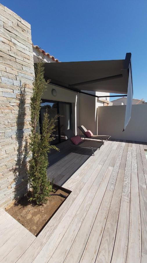 לצ'י Villa Home Holiday A Cala Rossa מראה חיצוני תמונה