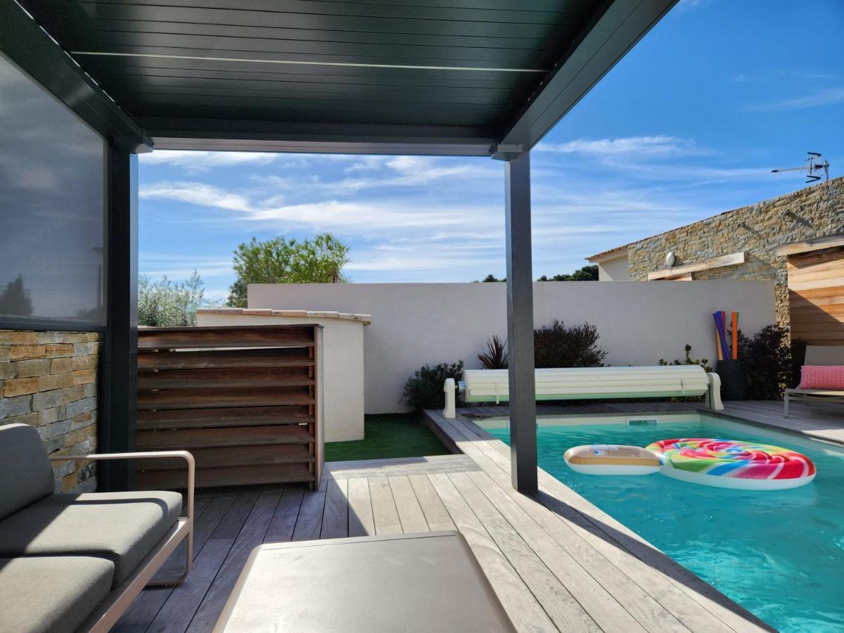 לצ'י Villa Home Holiday A Cala Rossa מראה חיצוני תמונה