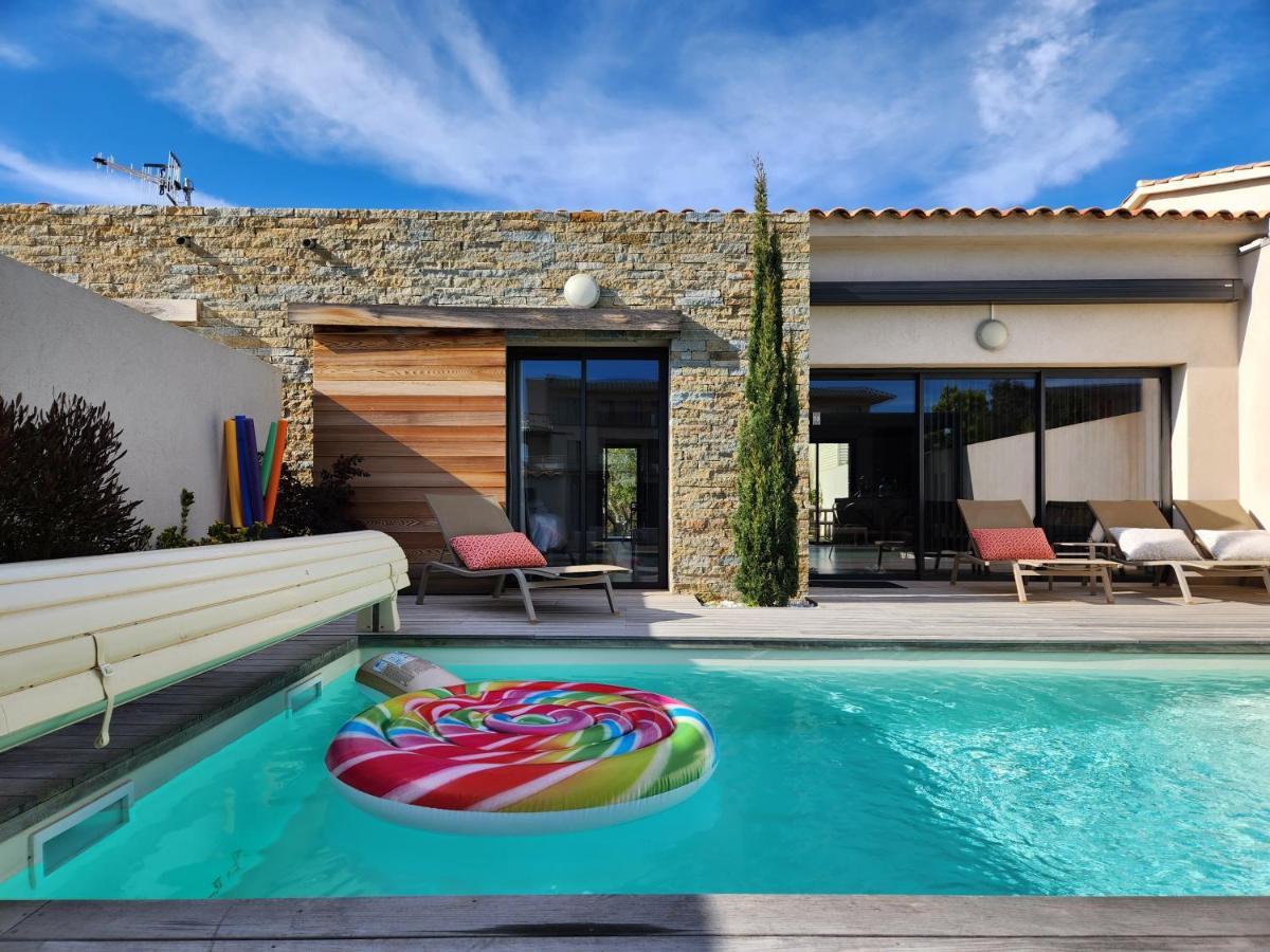 לצ'י Villa Home Holiday A Cala Rossa מראה חיצוני תמונה