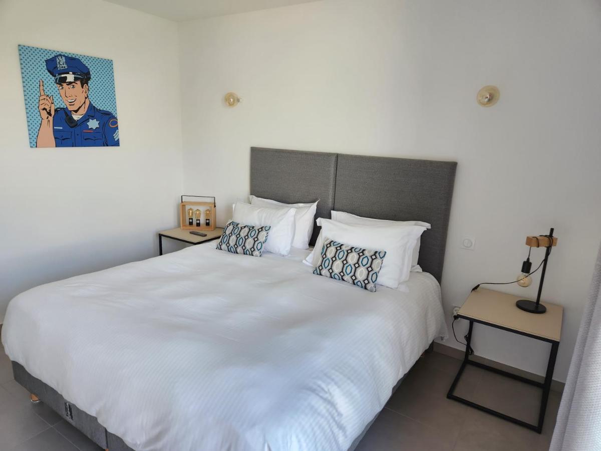 לצ'י Villa Home Holiday A Cala Rossa מראה חיצוני תמונה